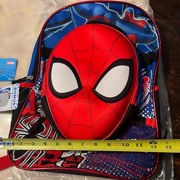 Kids Spider-Man Backpack with Molded Lunch Bag - Picture 10 of 13